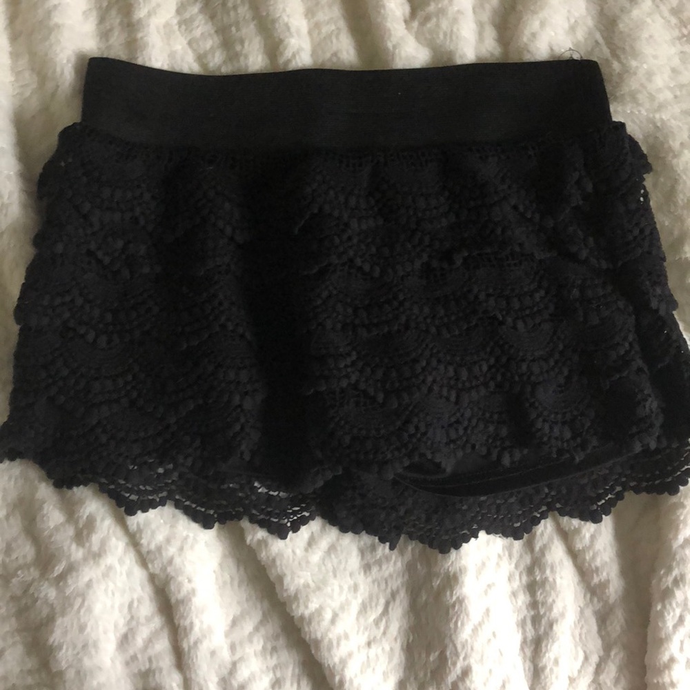 Black Skort